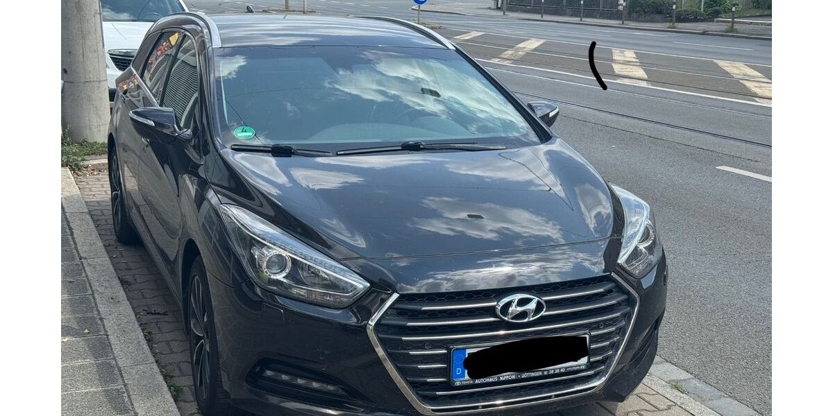 Hyundai i40 238.000 km 4.200 &euro; Nürnberg 90552