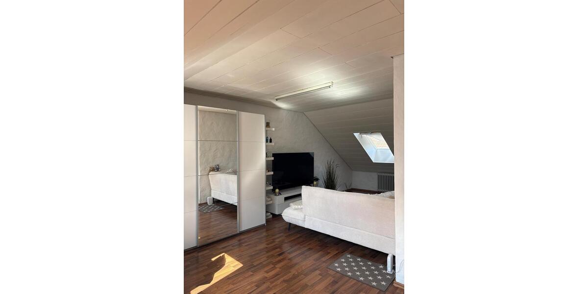 Reihenmittelhaus renoviert in Nürnberg Fischbach 4 zimmer