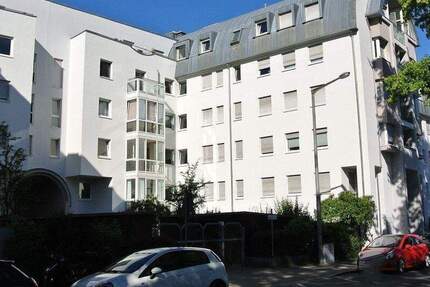 Wohnung Fürth Innenstadt - 2 Zimmer, 66 m&sup2;, 590&euro; | Angebot:26450220