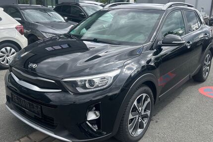 Kia Stonic 103.452 km 9.650 &euro; Fürth 90763