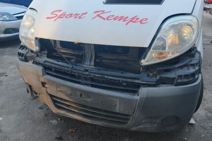Opel Vivaro 241.000 km 2.699 &euro; Fürth Burgfarrnbach 90768