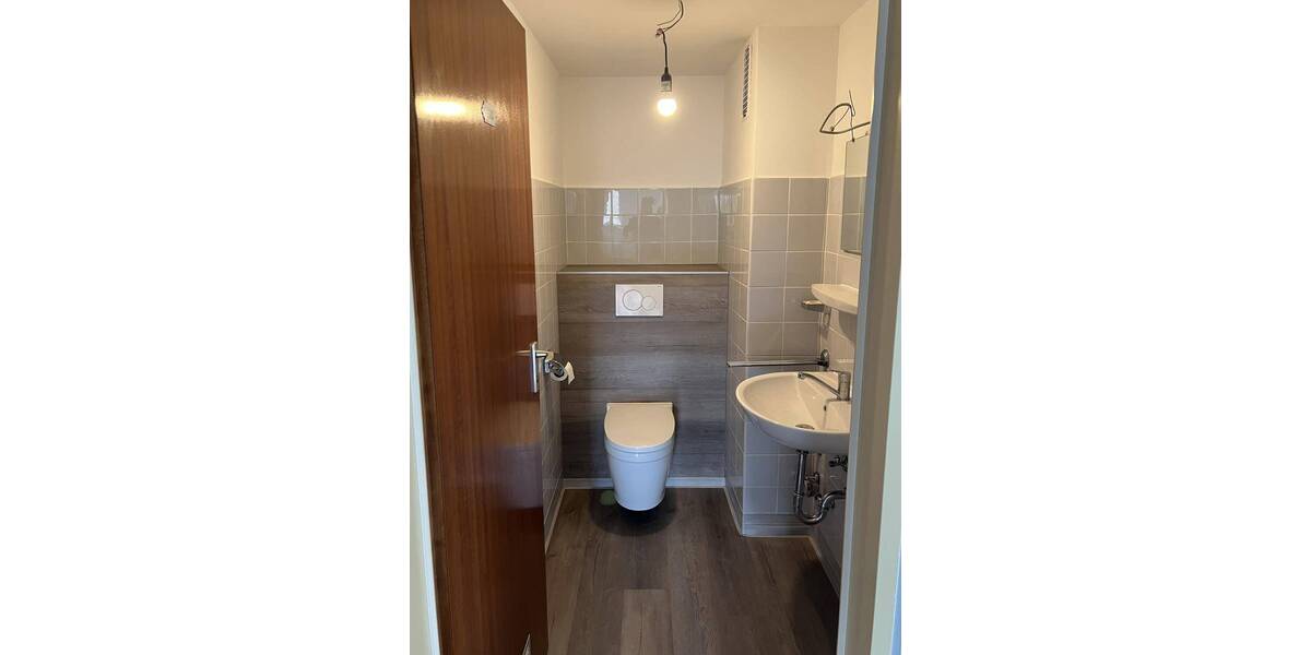 Etagenwohnung Spardorf - 4 Zimmer, 92 m&sup2;, 1.340&euro; | Angebot:26188535