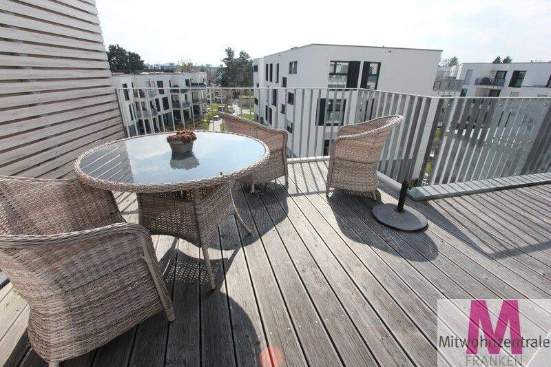 Etagenwohnung Nürnberg Thon - 4 Zimmer, 100 m&sup2;, 1.900&euro; | Angebot:26318710