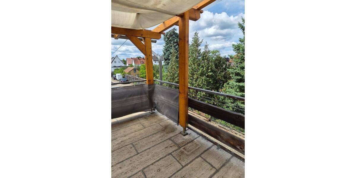Dachgeschoßwohnung Fürth Südstadt - 2.5 Zimmer, 60 m&sup2;, 625&euro; | Angebot:27589936
