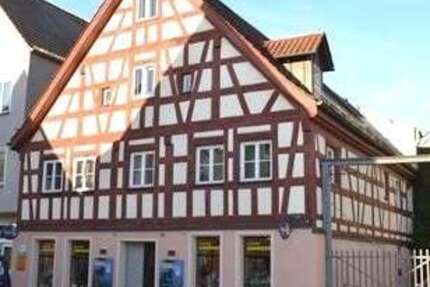 Haus Roth - 15 Zimmer, 386 m&sup2;, 850.000&euro; | Angebot:24792555