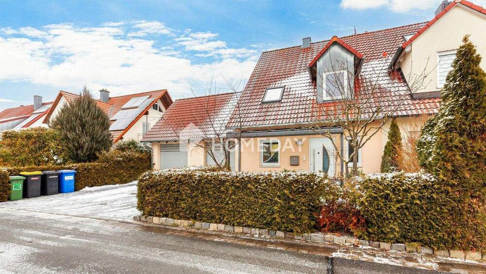 Doppelhaushälfte Erlangen Büchenbach - 8 Zimmer, 111 m&sup2;, 700.000&euro; | Angebot:25737636