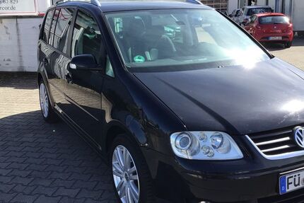 VW Touran 245.000 km 3.200 &euro; Erlangen 91056