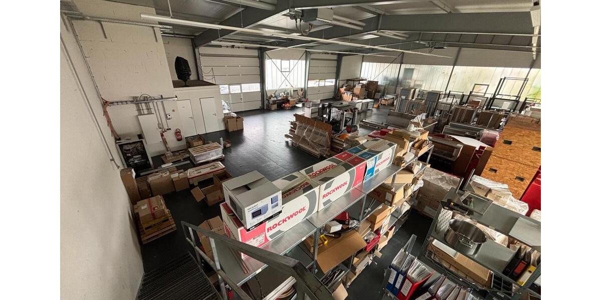 Lagerhalle mit Bürofläche zur Teil-Untervermietung zimmer