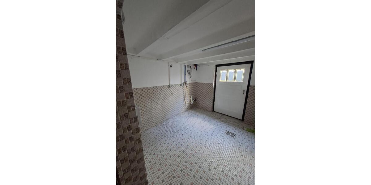 Doppelhaushälfte Nürnberg Gebersdorf - 3 Zimmer, 90 m&sup2;, 1.550&euro; | Angebot:27620947