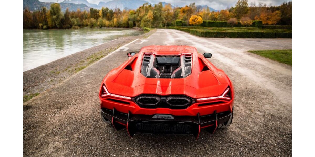 Lamborghini Revuelto 5.500 km 588.000 &euro; Nürnberg 90439