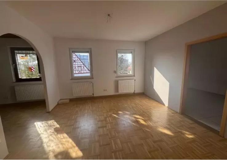 Etagenwohnung Nürnberg Schnepfenreuth - 3 Zimmer, 67 m&sup2;, 219.000&euro; | Angebot:26845893