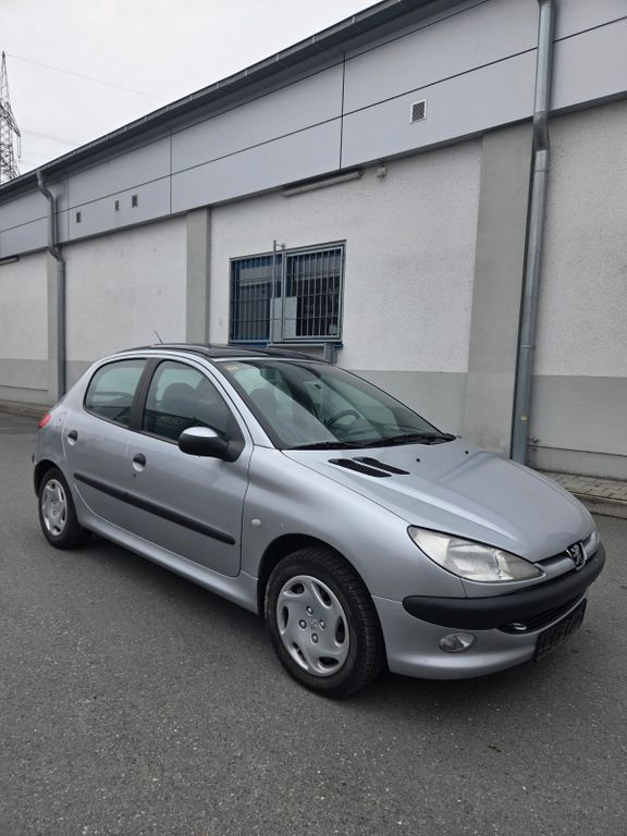 Peugeot 206 246.000 km 1.499 € Erlangen 91052