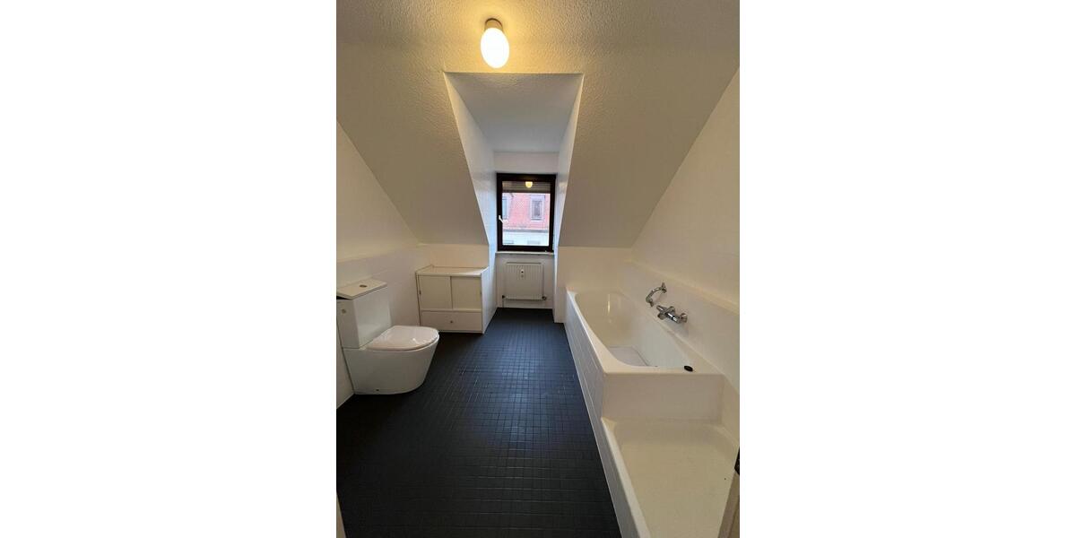 ZENTRUM Erstbezug nach Kernsanierung und Möblierung 2 zimmer