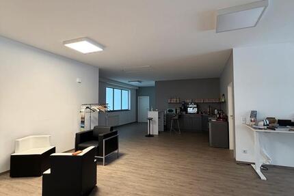 Moderne Bürofläche Bürogemeinschaft in Schwarzenbruck nähe Bahn zimmer