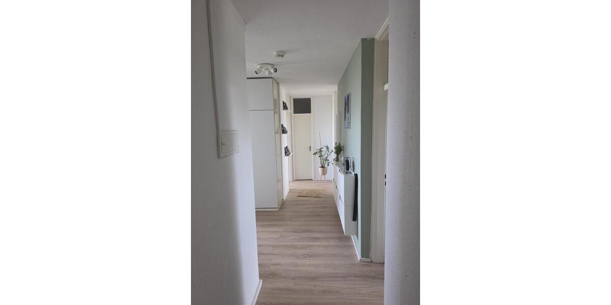 Etagenwohnung Nürnberg Hasenbuck - 3 Zimmer, 74 m&sup2;, 990&euro; | Angebot:26534521