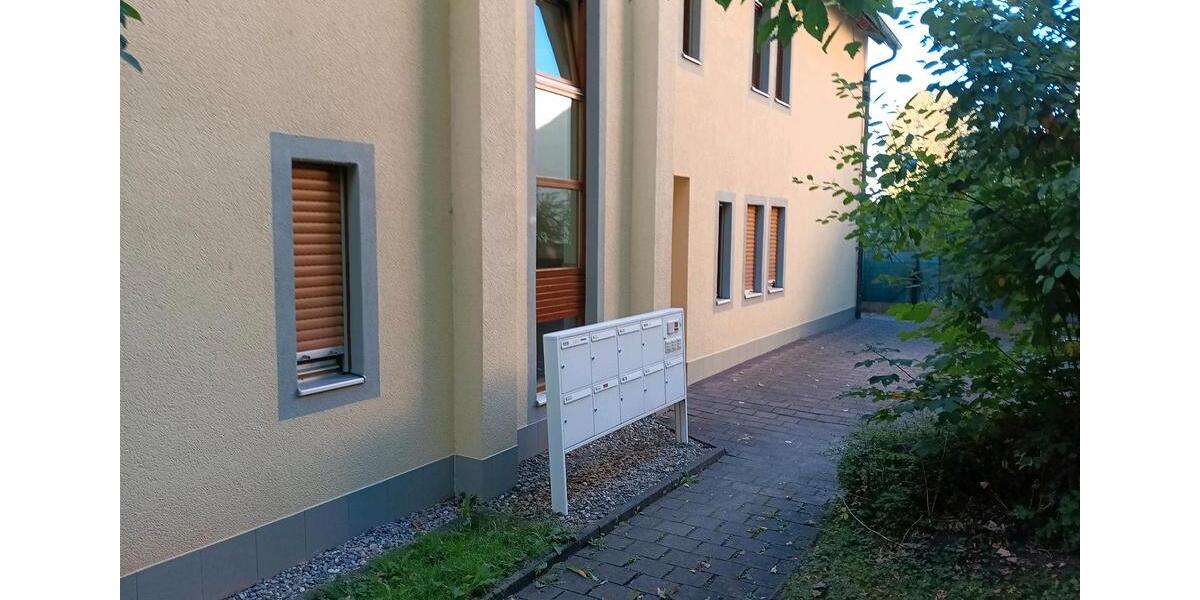 Etagenwohnung Großhabersdorf - 3 Zimmer, 86 m&sup2;, 1.185&euro; | Angebot:27600854