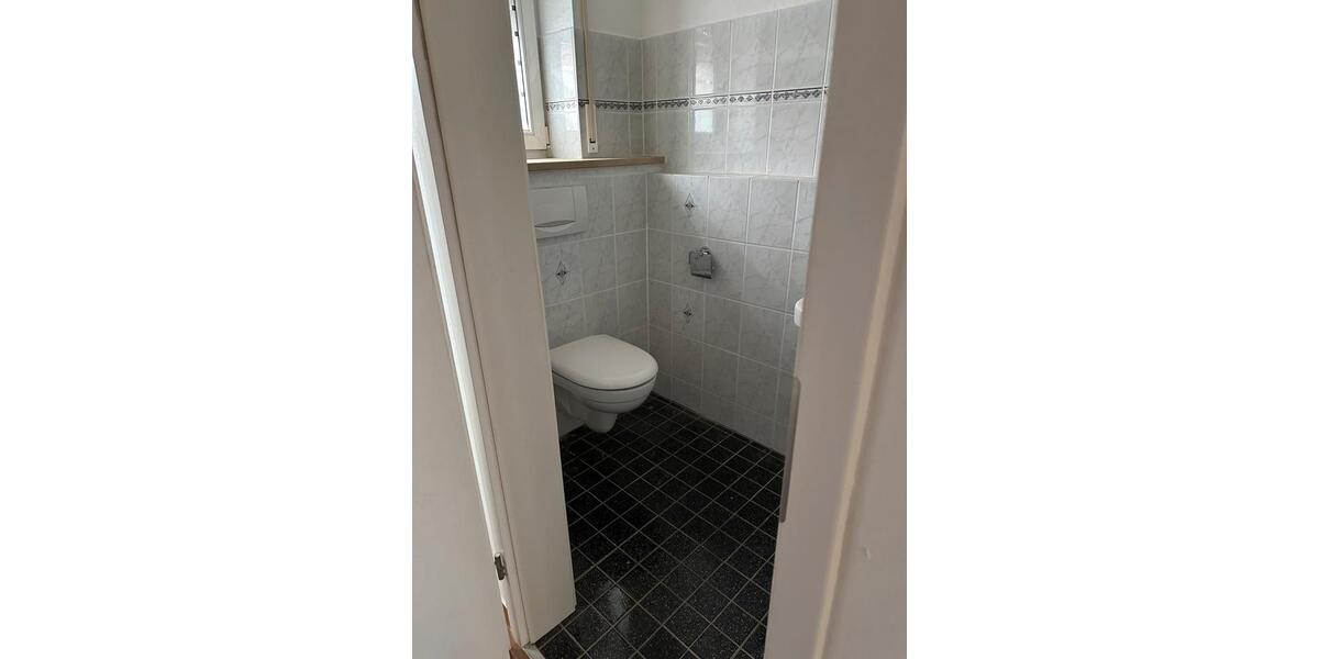 Reihenhaus Hersbruck - 4 Zimmer, 135 m&sup2;, 1.280&euro; | Angebot:26462344