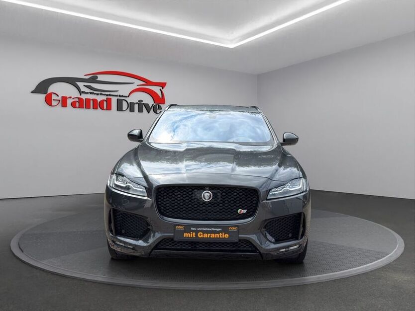 F-Pace
