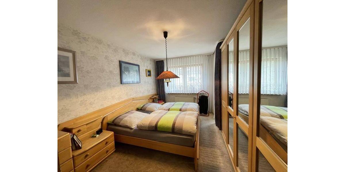 Ihr neues Zuhause? Reihenmittelhaus in Naturnähe auf einem Erbpacht-Grundstück in Fürth-Oberfürberg 5 zimmer