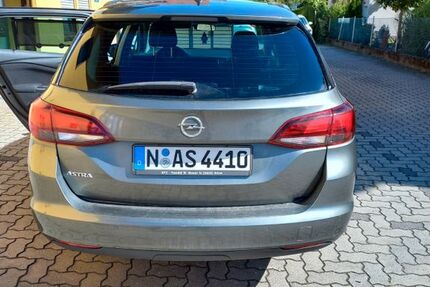 Opel Astra 146.000 km 8.700 € Nürnberg 90475