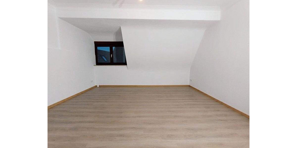 Etagenwohnung Nürnberg Almoshof - 2 Zimmer, 68 m&sup2;, 880&euro; | Angebot:26365048