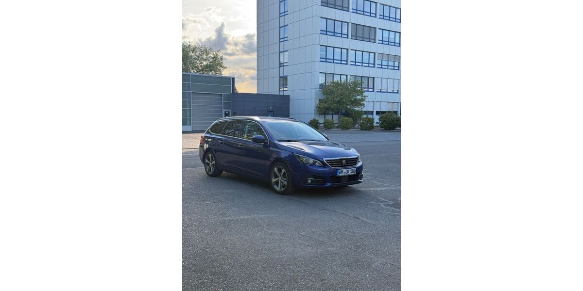 Peugeot 308 150.000 km 8.250 &euro; Nürnberg 90431