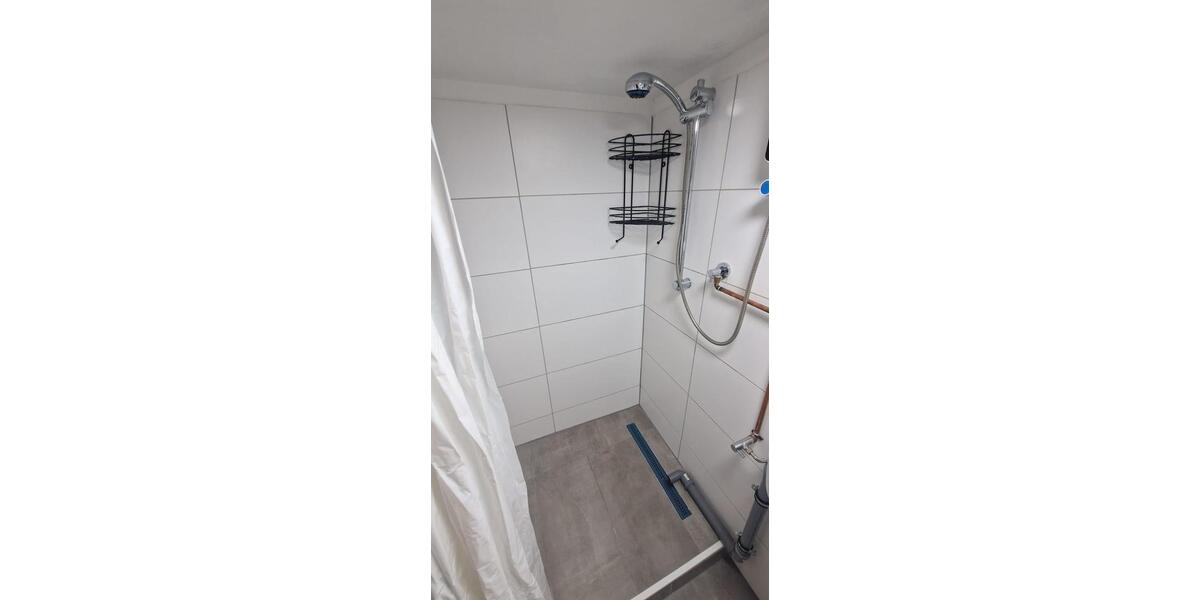 One Room Appartment with Toilette, Shower, Kitchen etc inside 1 zimmer