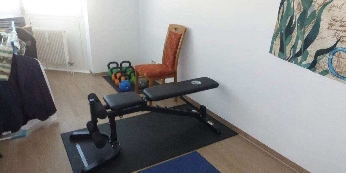 ENTSPANNUNG PUR! Moderne, helle 3 ZW (3. OG, Lift) mit Wintergarten, EBKü., TG-Stellplatz in ruhiger, grüner Lage direkt am Volkspark Marienberg. 3 zimmer