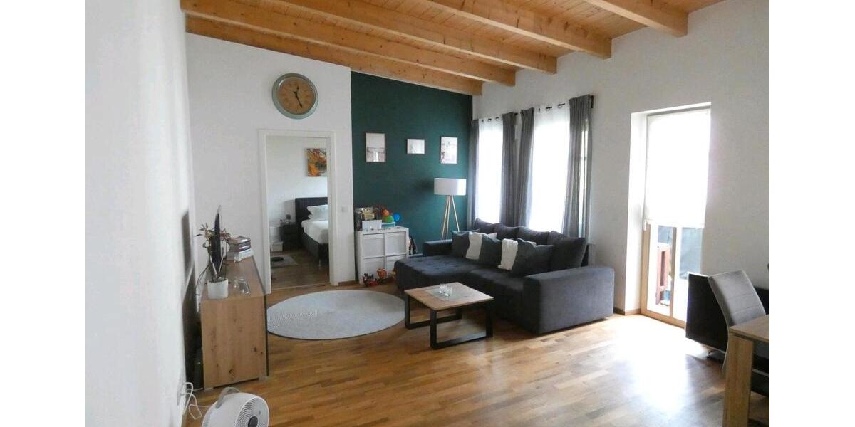 Helle Wohnung mit hoher Deckenhöhe im 1. OG – ruhig & gepflegte 2 zimmer