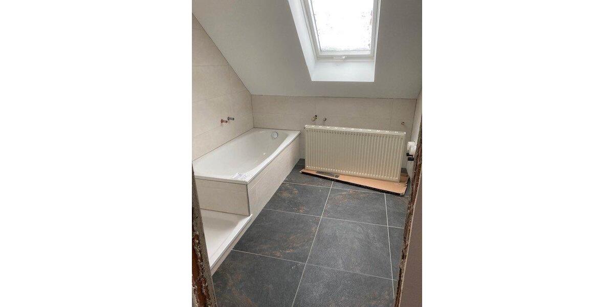 Dachgeschoßwohnung Altdorf bei Nürnberg - 3 Zimmer, 80 m&sup2;, 930&euro; | Angebot:26630189