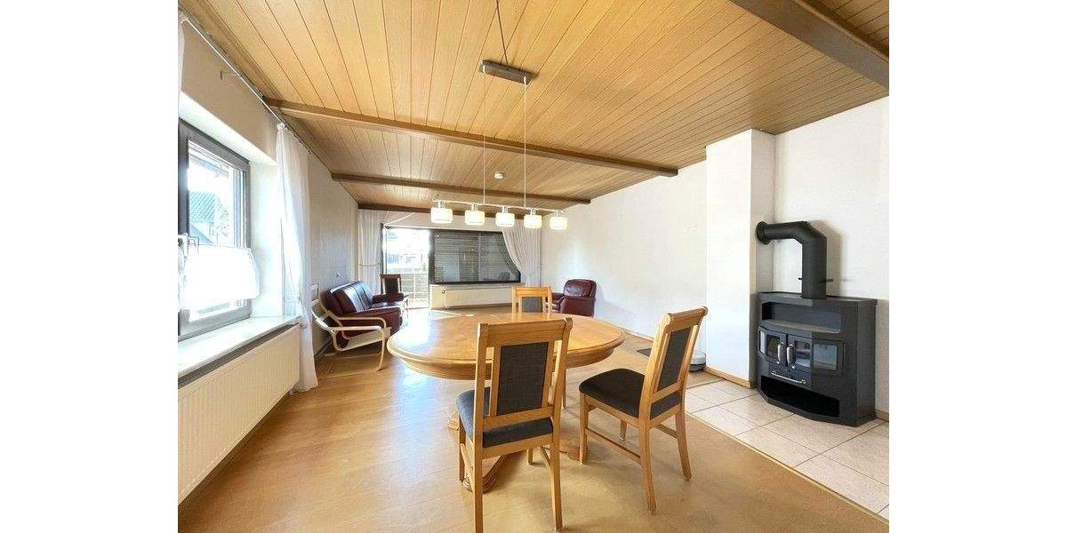 Mehrfamilienhaus, Wohnhaus Schnaittach - 7 Zimmer, 202 m&sup2;, 378.000&euro; | Angebot:25743122