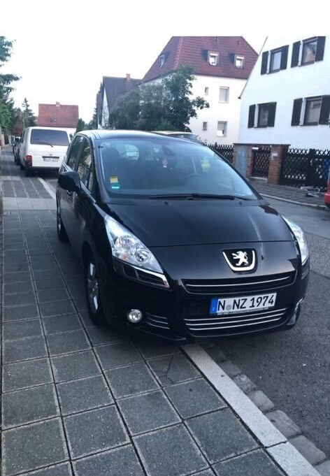 Peugeot 5008 14.000 km 6.990 € Nürnberg 90403