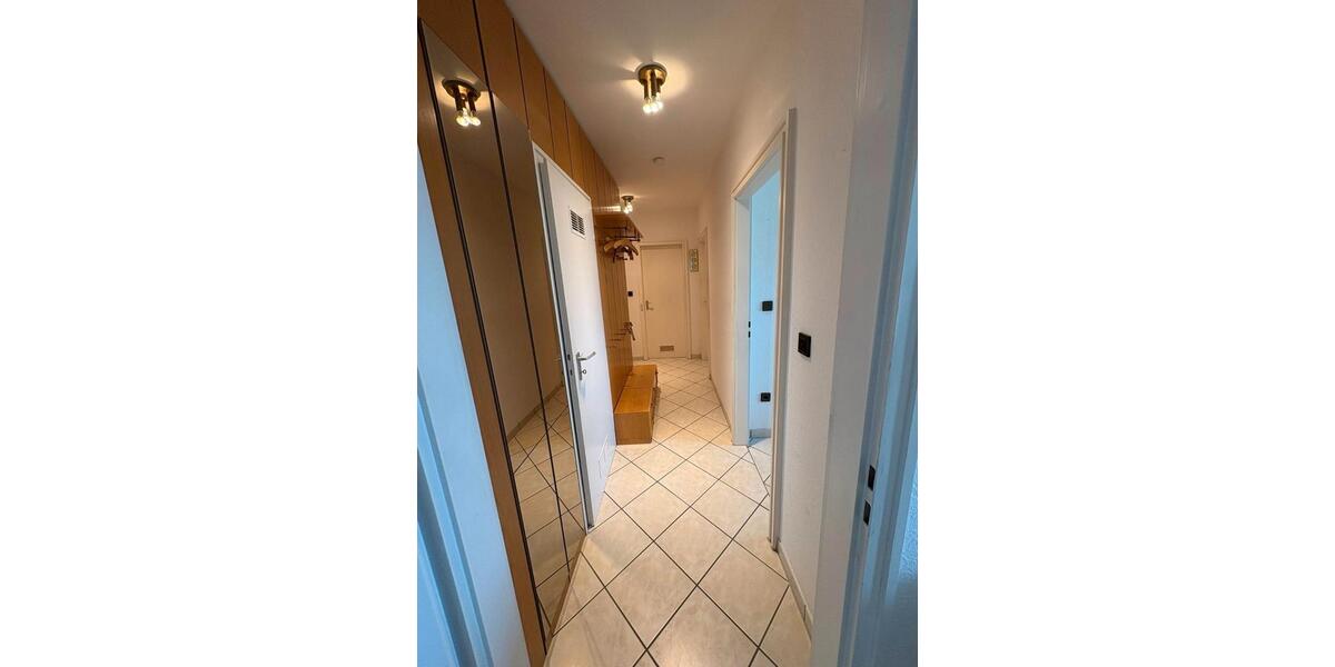 Etagenwohnung Nürnberg Langwasser - 2 Zimmer, 58 m&sup2;, 1.020&euro; | Angebot:27594387