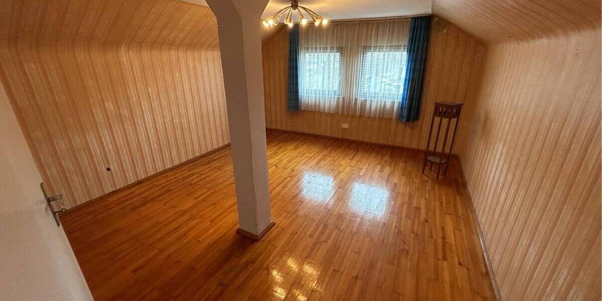 Doppelhaushälfte Erlangen Sebaldussiedlung - 8 Zimmer, 168 m&sup2;, 670.000&euro; | Angebot:26189083