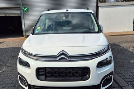 Citroen Berlingo 140.000 km 13.500 &euro; Feucht 90537