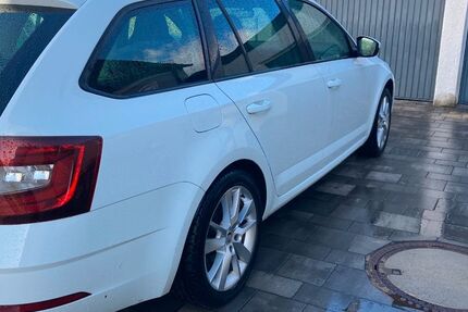 Skoda Octavia 110.700 km 15.500 &euro; Nuernberg 90475