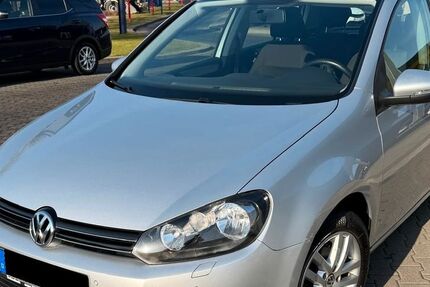 VW Golf 95.000 km 9.000 &euro; Obermichelbach 90587