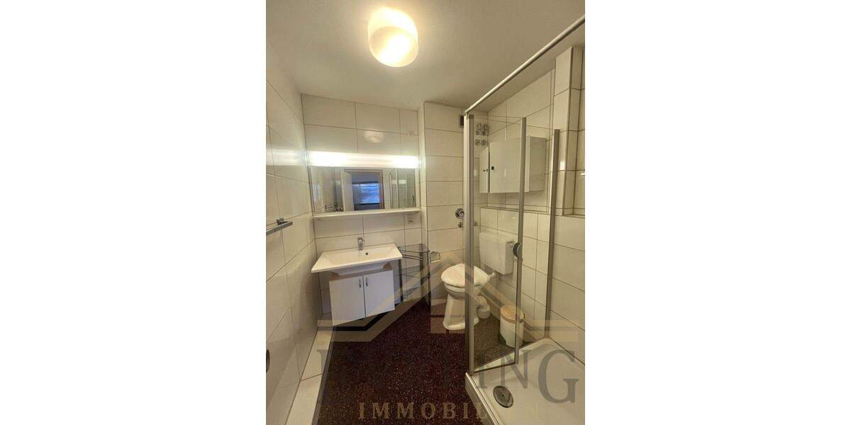 Etagenwohnung Erlangen Innenstadt - 5 Zimmer, 159 m&sup2;, 670.000&euro; | Angebot:25681396