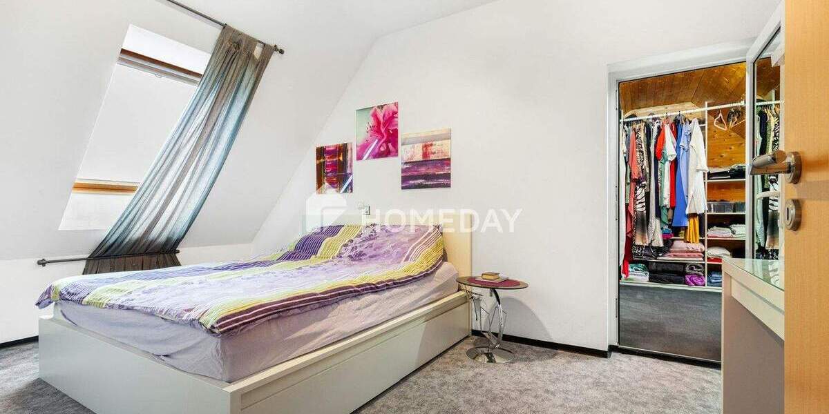 Doppelhaushälfte Erlangen Büchenbach - 8 Zimmer, 111 m&sup2;, 735.000&euro; | Angebot:25737636