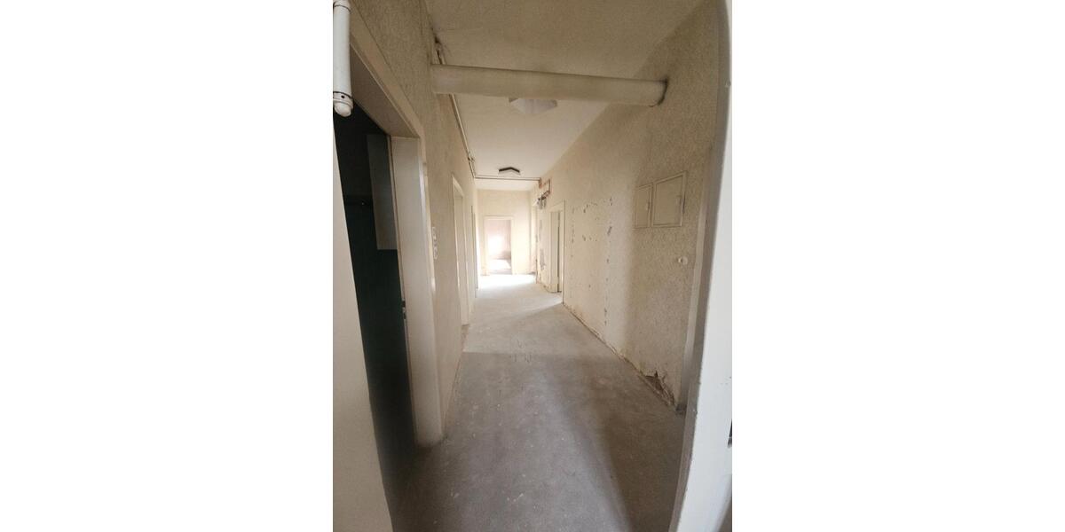 Einfamilienhaus Schwabach - 9 Zimmer, 176 m&sup2;, 1.290&euro; | Angebot:27613302