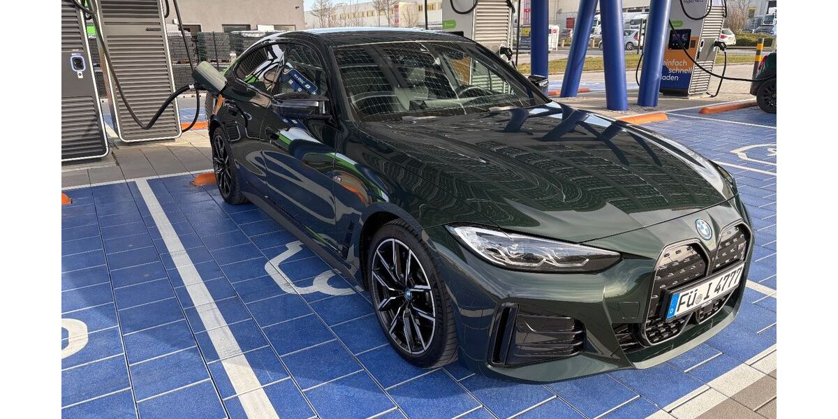 BMW i4 62.799 km 47.200 &euro; Seukendorf 90556