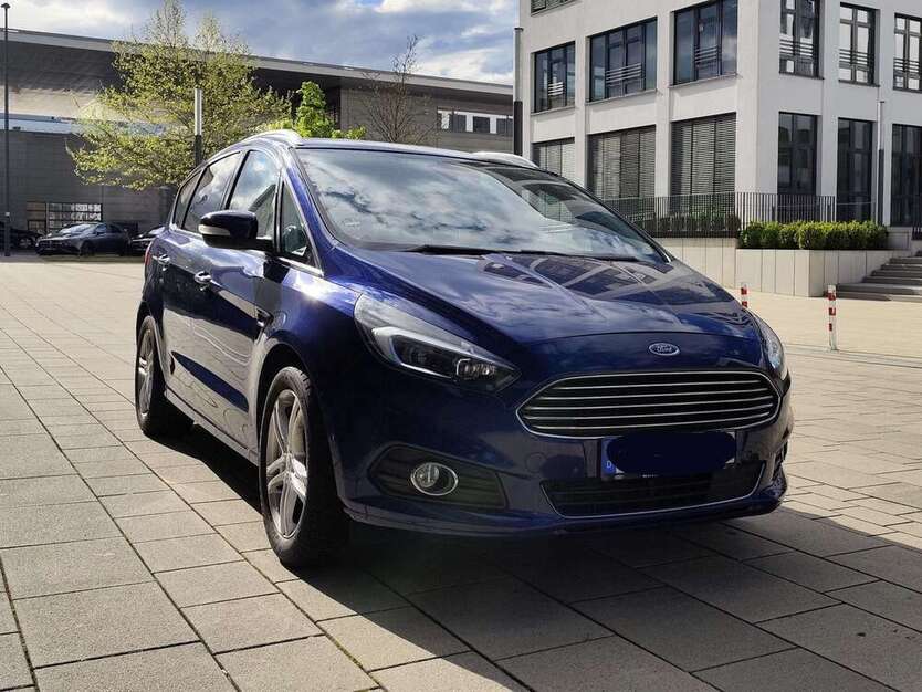 S-Max