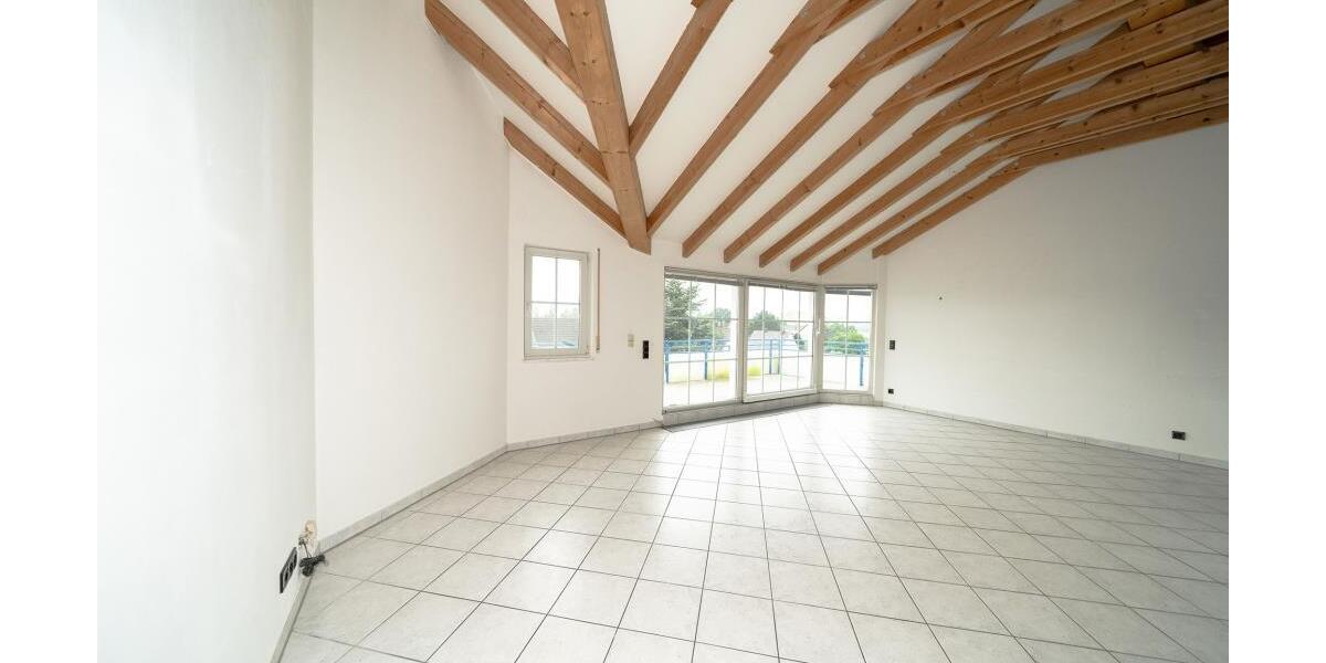 Ein Traum von Eigenheim! Penthouse mit Dachterrasse und wunderbarem Rundblick. - 4- Fürth 10809563000 | Angebot:26310733