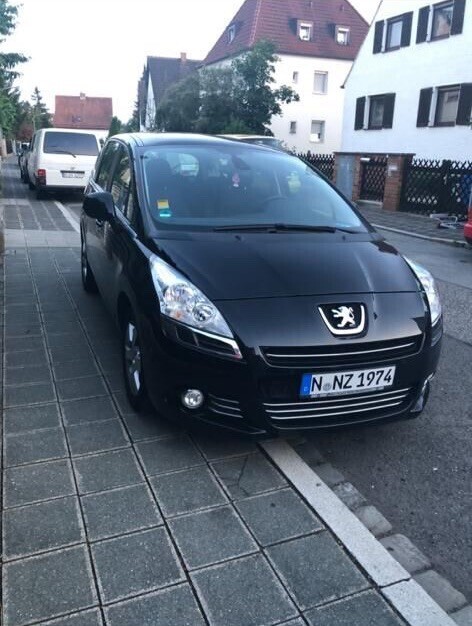 Peugeot 5008 14.000 km 6.990 € Nürnberg 90403