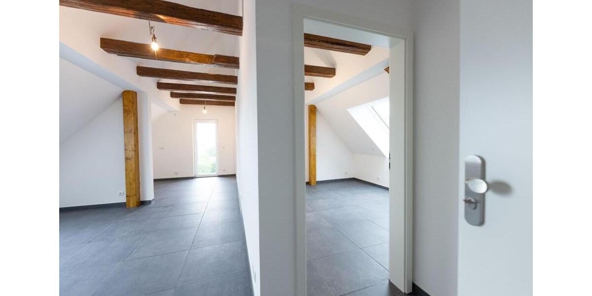 Dachgeschoßwohnung Nürnberg Almoshof - 2 Zimmer, 47 m&sup2;, 700&euro; | Angebot:25641043