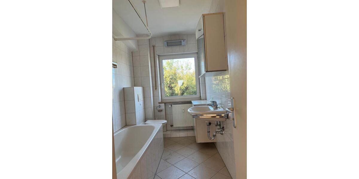 Etagenwohnung Roth - 1 Zimmer, 74 m&sup2;, 750&euro; | Angebot:27616405