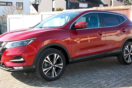 Nissan Qashqai 52.100 km 15.980 &euro; Feucht 90537