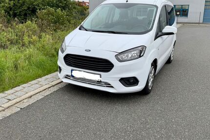 Ford Tourneo Courier 113.000 km 8.400 € Altdorf 90518