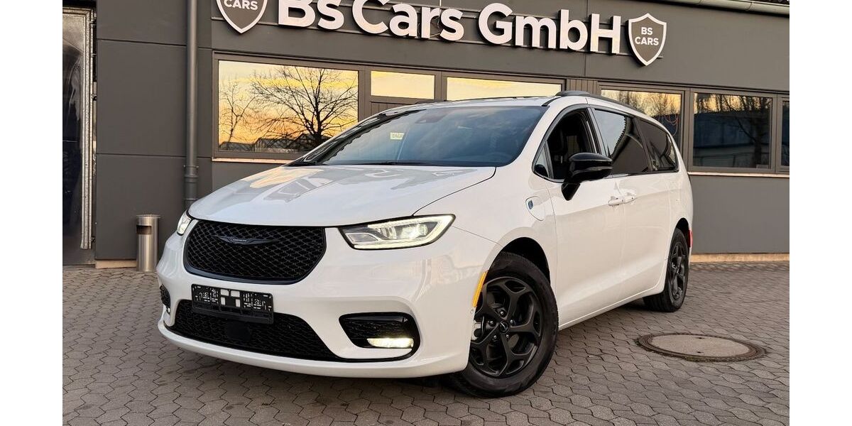 Chrysler Pacifica 23.582 km 40.800 &euro; Zirndorf 90513