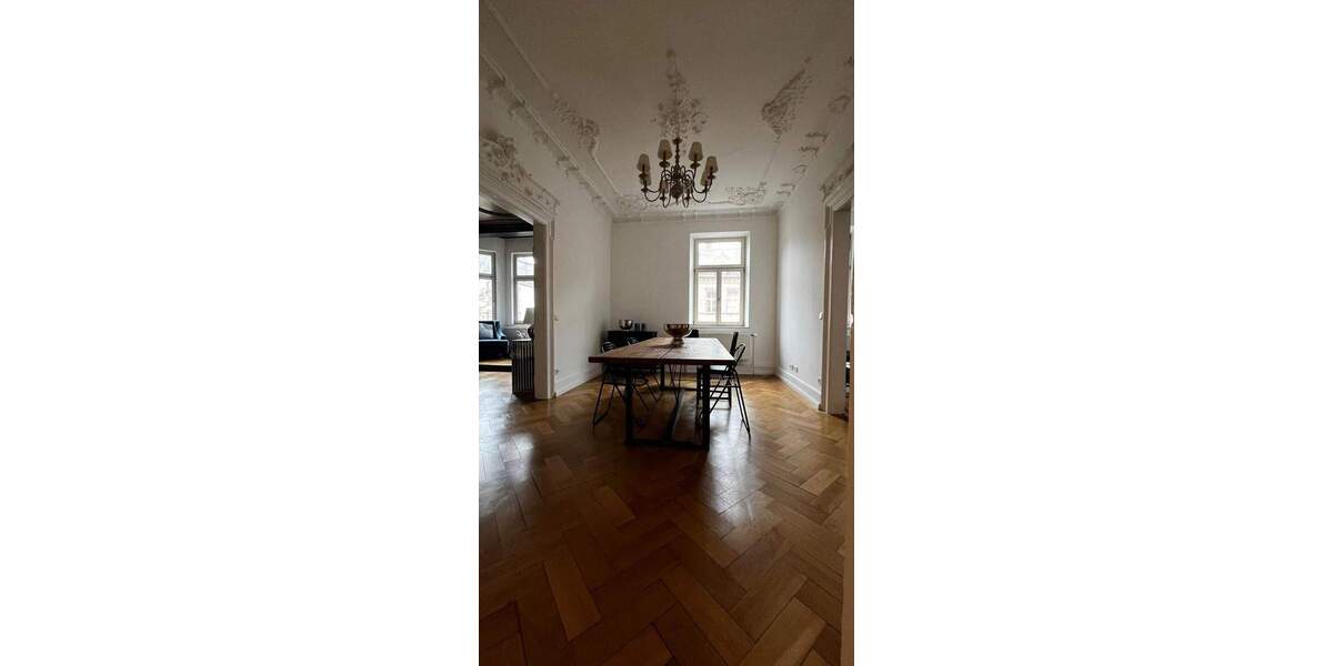 Einziehen und Aufleben - Attraktive 5 Zimmer Wohnung mit Balkon an der Bucher Straße von Nürnberg 5 zimmer